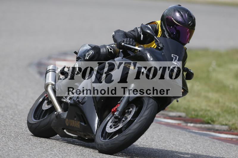 Archiv-2025/07 19.04.2025 Speer Racing ADR/Instruktorentraining/12